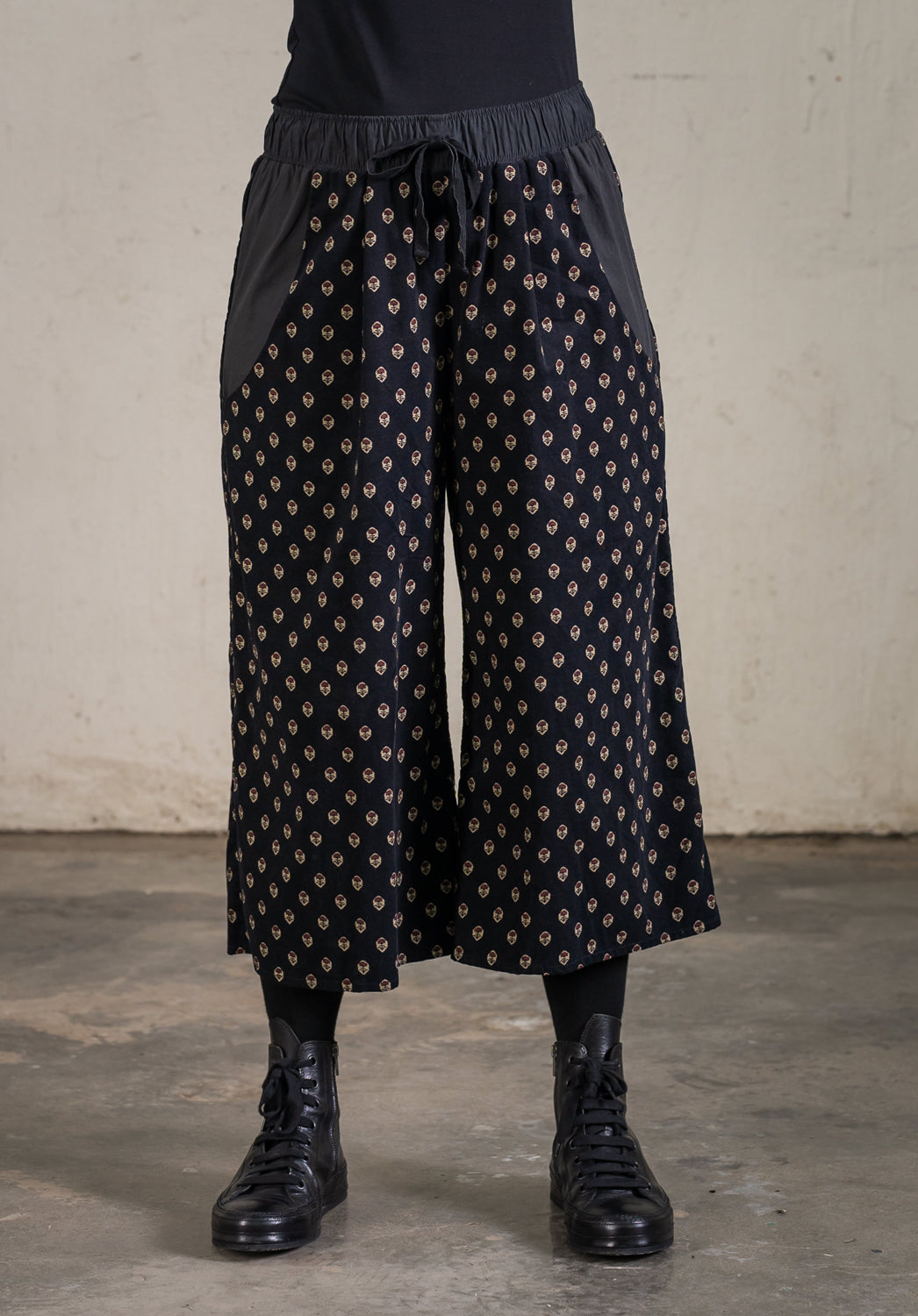 Cord Culottes Japanese black corduroy