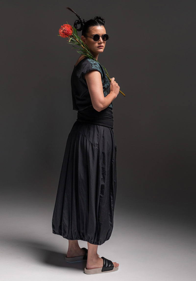 The Levitate Skirt Black Japanese Cotton