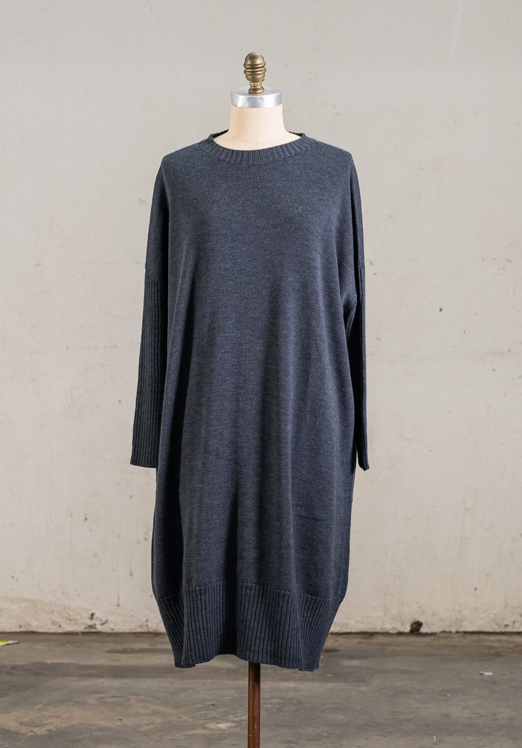 Luna Gallery - Merino Long Dress - Charcoal